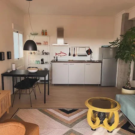 Abajo Stijlvol Met Zwembad En Tuin Apartment *